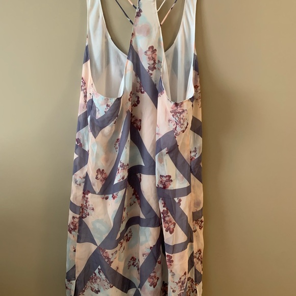 O'Neill bathing suit cover-up - Picture 2 of 3